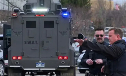 Michigan synagogue gunman in shootout with security
