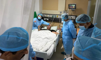 PM Tarique Rahman visits ailing BNP leader Mirza Abbas at Evercare Hospital