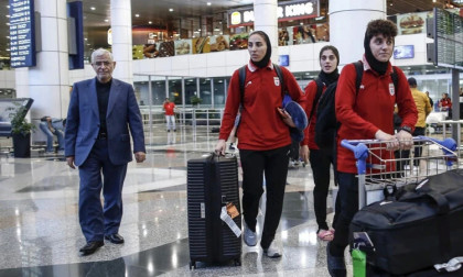 Iranian footballers depart Australian asylum