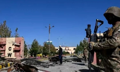 Afghan officials say Pakistani mortar attack kills four civilians in Khost