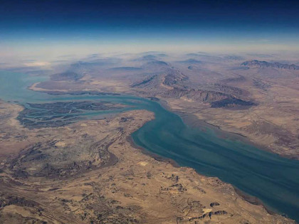 Iran warns of naval mine deployment in Gulf if US or Israel launch attacks