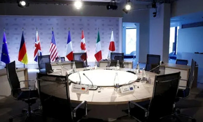G7 meets in France seeking unity on Iran crisis
