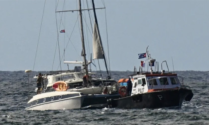 Aid boats reach Cuba after days missing at sea