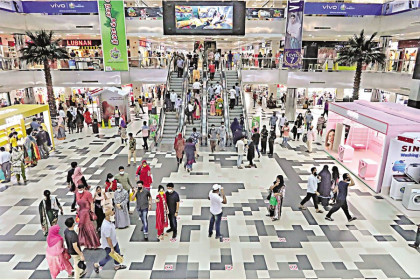Bangladesh shops to close by 8 pm to conserve energy