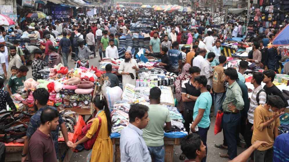 Bangladesh govt extends shop closing hours to 7pm