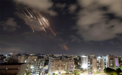 Iranian missiles target Israel in latest exchange of Middle East conflict