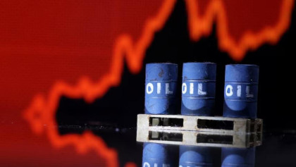 Global oil near $100 as Gulf ceasefire shows cracks