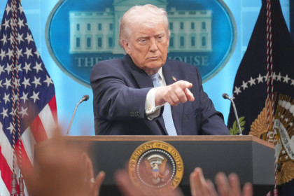Democrats step up push to remove Trump over Iran genocide threats