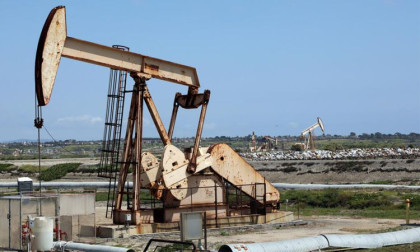 Rising middle east conflict sparks rebound in oil prices