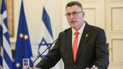 Israel FM urges Lebanon to tie hands against Hezbollah