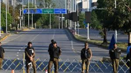 Delayed US-Iran talks bring disruption and anxiety to Islamabad