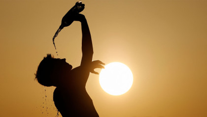 Heatwave grips Bangladesh with temperatures hitting 40°C