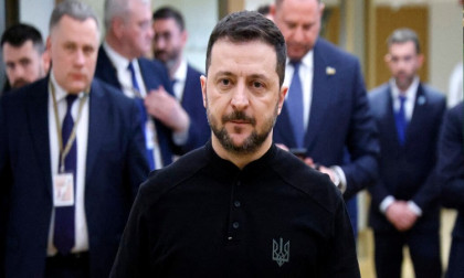 Ukraine president schedules flight to Saudi