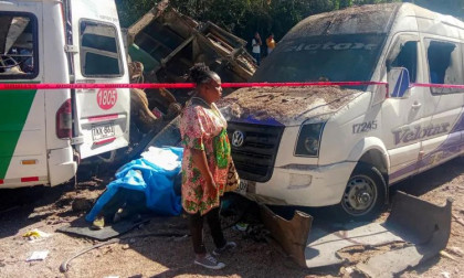 Highway in Colombia sealed under bomb attack, 14 killed