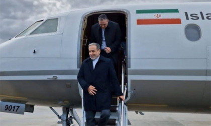 Iran's Foreign Minister reaches Russia to meet Putin 