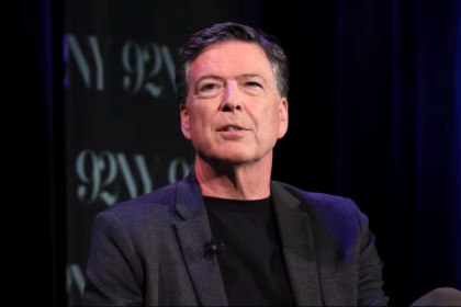 Trump pulls strings of threat charge against former FBI director appearing court