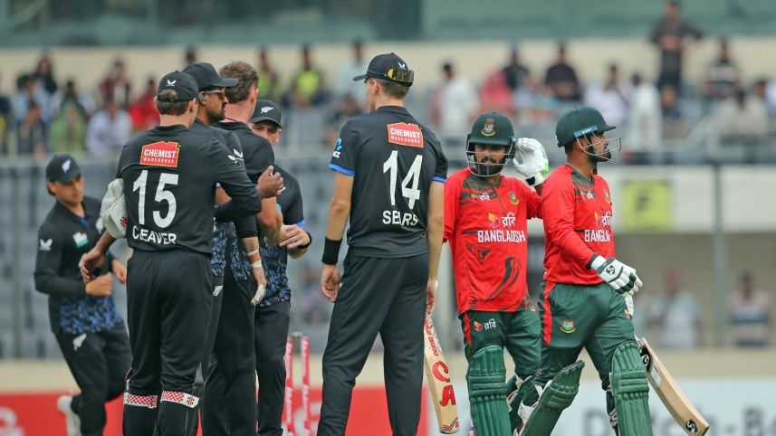 New Zealand level series with dominant win over Bangladesh in rain-hit final T20