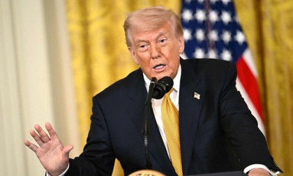Trump hopes Iran negotiations' possibility, threatens bombing if it fails