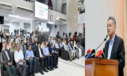Amir Khasru stresses economic democratisation in Bangladesh