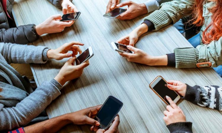 Excessive screen time driving diabetes surge in BD youths: Experts