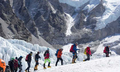 Nepal reaches a record this season with 492 Everest permits
