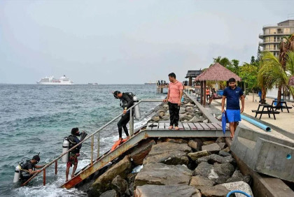 Italian diver deaths cause boat operator suspension in Maldives