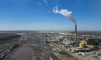 Canada advances energy strategy with new oil pipeline step