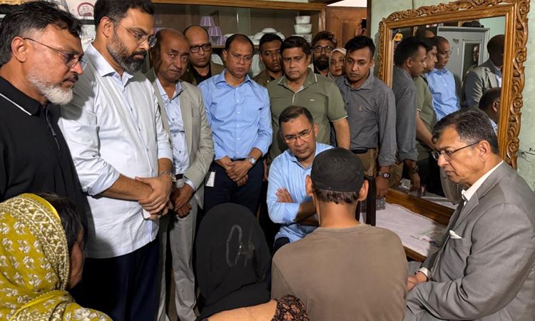 PM visits Ramisa’s home, assures family of justice