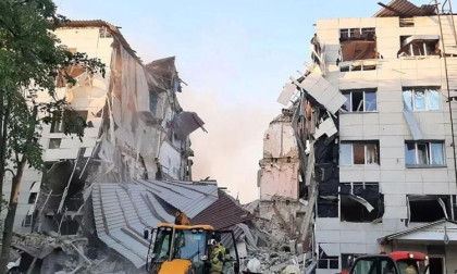 Moscow reports Ukrainian strikes hit a college, 6 deaths left