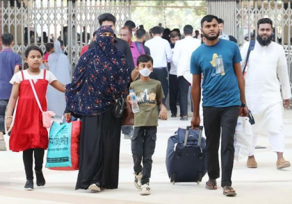 Holidaymakers return to Dhaka after seven-day Eid holidays
