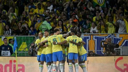Dominant Brazil hammer Panama 6-2 in World Cup warm-up