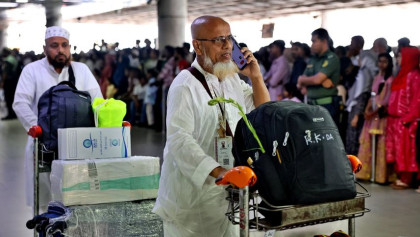 Hajj return flights bring back 11,613 Bangladeshi pilgrims