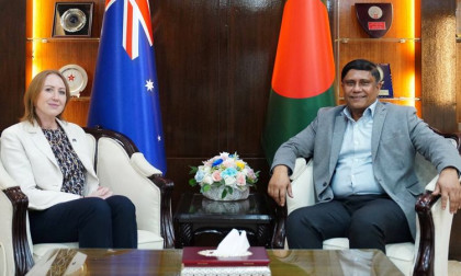 Australian envoy holds meeting with PM’s defence adviser
