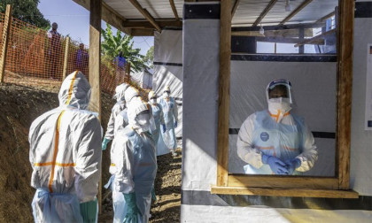 Kenyan president rejects criticism of Ebola response facility