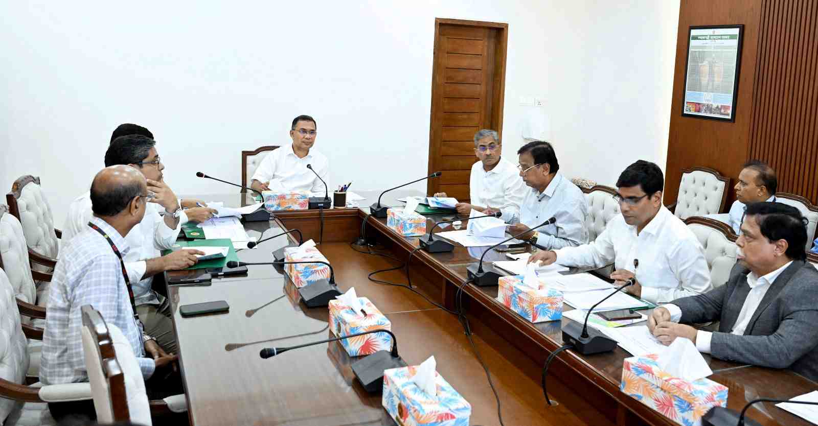 PM chairs DND embankment review to address persistent waterlogging
