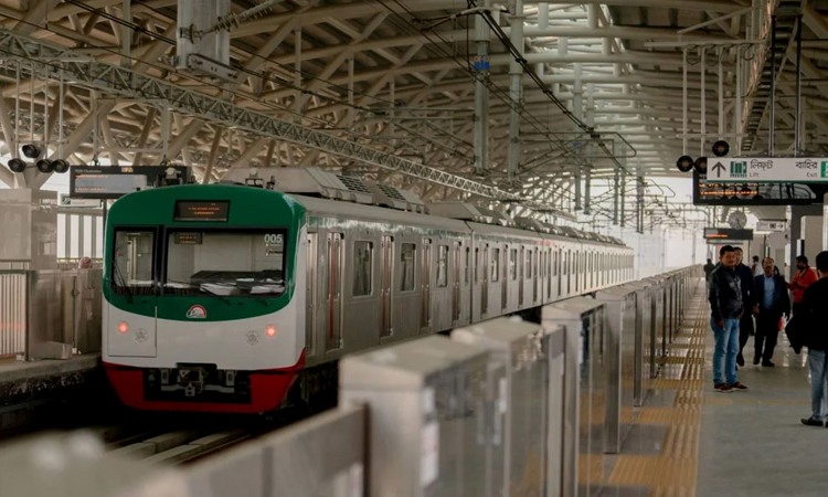 Dhaka metro extends night service by 20 minutes