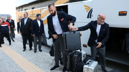Iran World Cup team leaves for Mexico