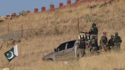 Militants kill 6, abduct 8 security personnel in Pakistan: officials