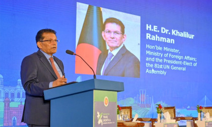 Foreign minister urges greater competitiveness to protect exports