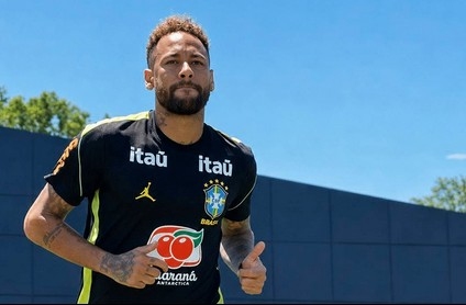 Brazil get Neymar boost as star returns to training