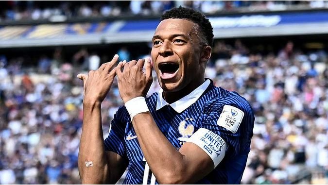 Mbappe overtakes Giroud as France’s all-time top scorer 