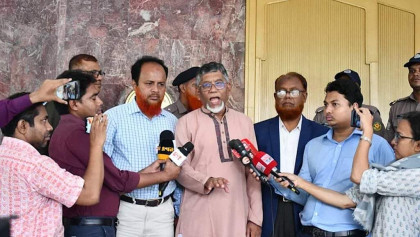 Islami Bank protesters present demands, BB governor skips meeting