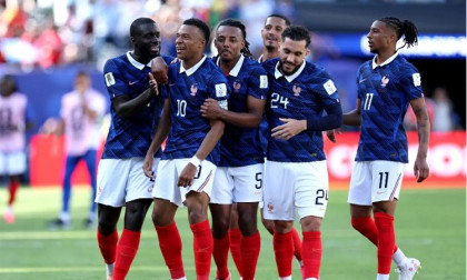 Mbappe double powers France to 3-1 win over Senegal