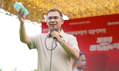 PM urges people to stay alert against them threatening govt