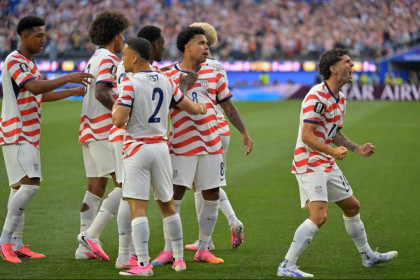 USA advance to World Cup last 32 after beating Australia