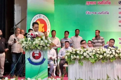 Education minister pushes in-house coaching for students