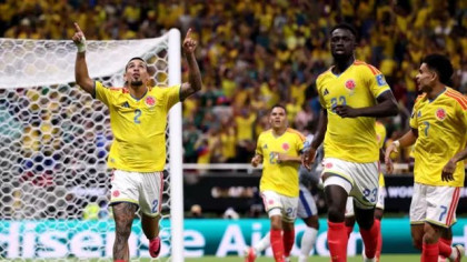 Colombia reach World Cup knockout stage with DR Congo win