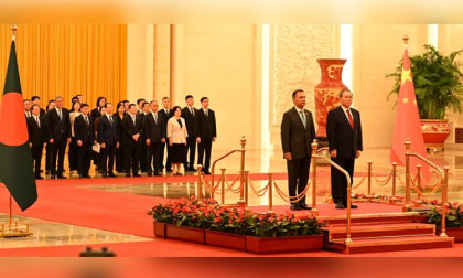 PM honoured with warm reception at Great Hall