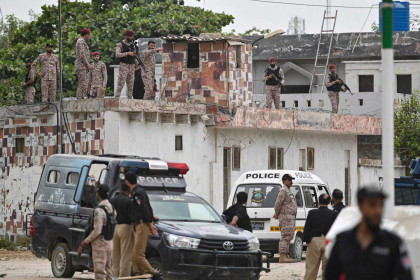Three Pakistani Rangers killed in Karachi militant attack