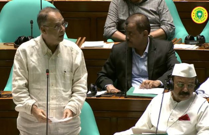 Govt targets 20% renewable power, 150 new gas wells: Iqbal Hassan Mahmood